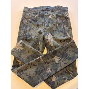 Joe's Jeans Women's Rollin Zip Pocket In Floral Size 28